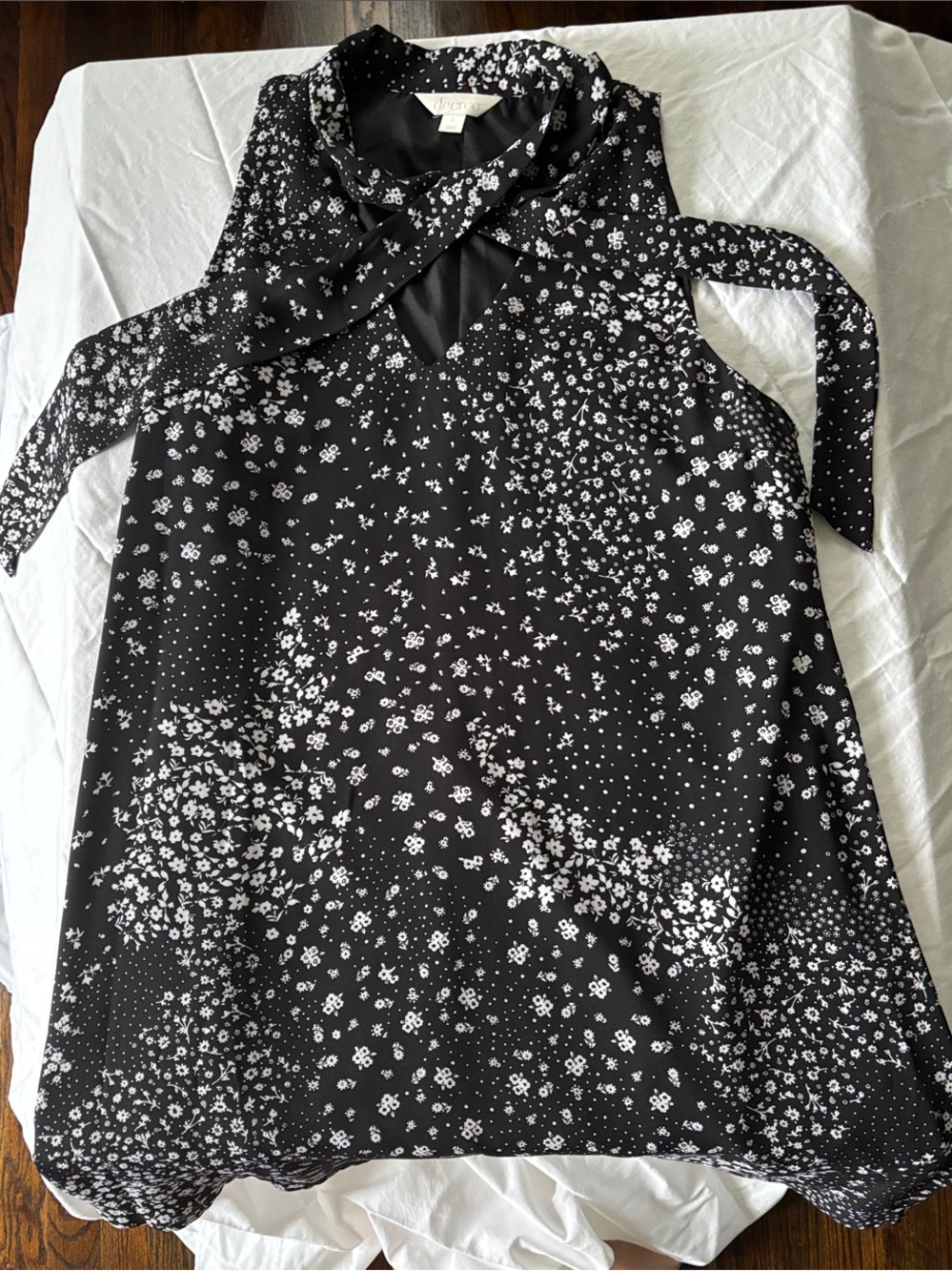 Decree Black & White Floral Tie-Neck Mini Dress